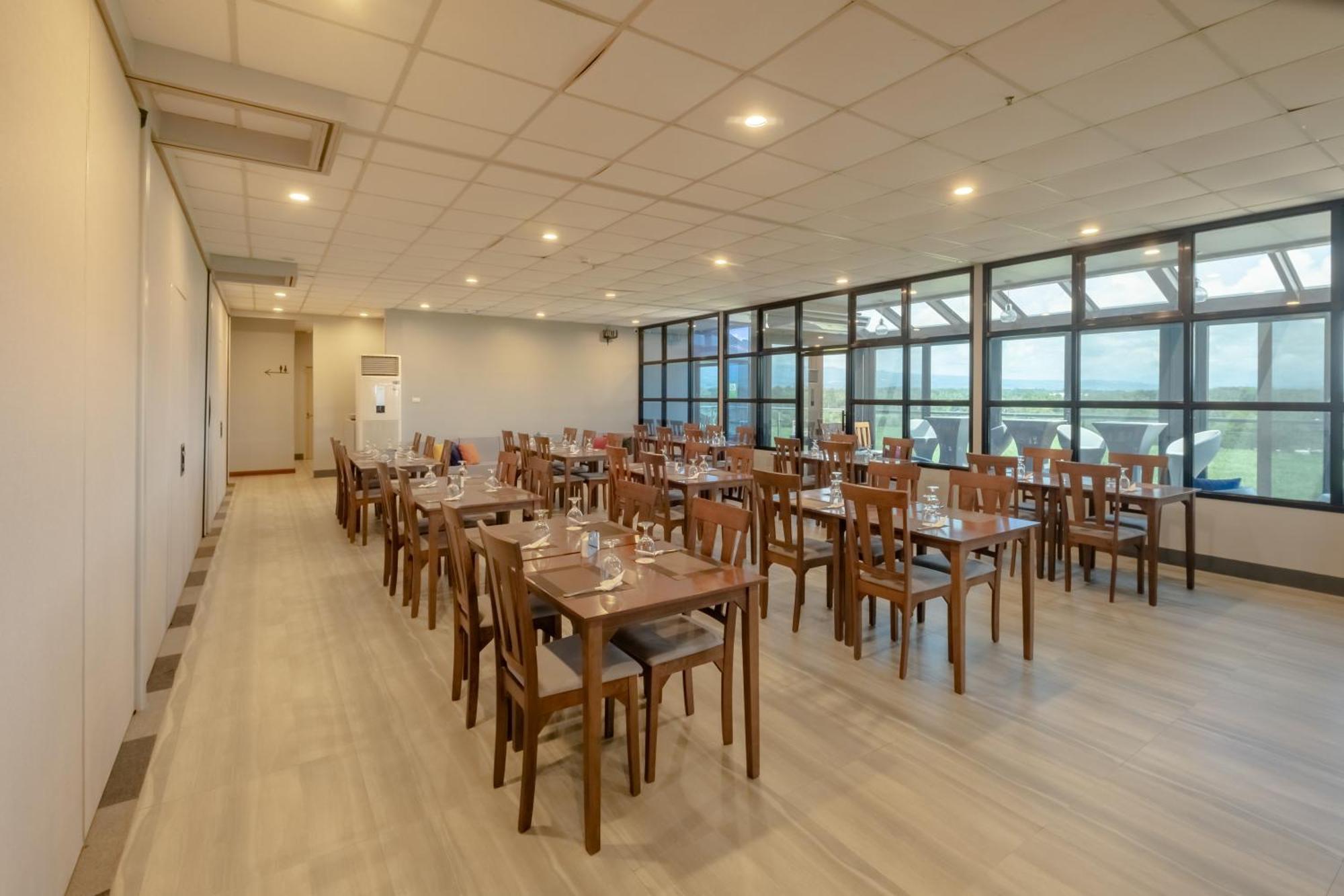Kekehyu Business Hotel Valencia  Dış mekan fotoğraf